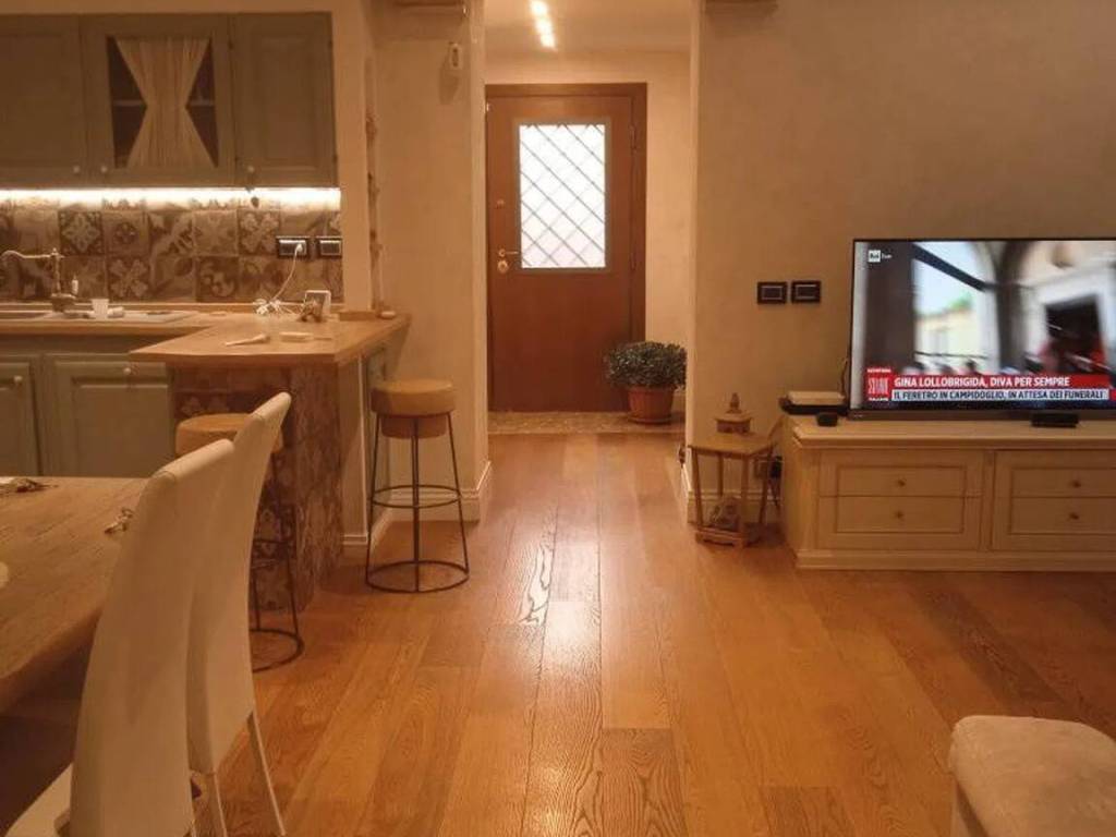 Appartamento a Monte porzio catone in Via del Bosco - Foto 3