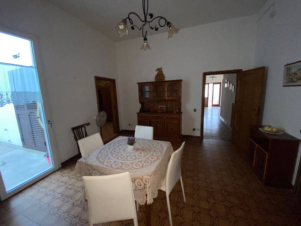 Appartamento a Manduria in Via Giovanni Lorenzo Pappacoda, 60 - Foto 4