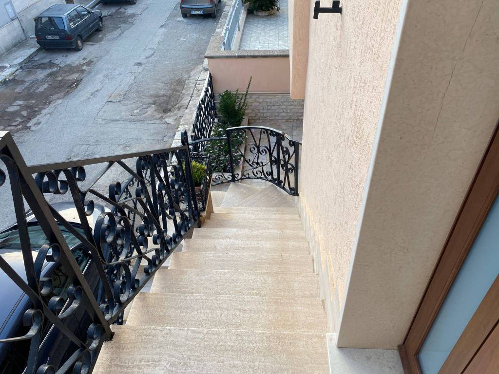 Appartamento a Manduria in Via Giovanni Lorenzo Pappacoda, 60 - Foto 2