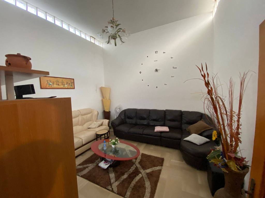 Appartamento a Manduria in Via Giovanni Lorenzo Pappacoda, 60 - Foto 4