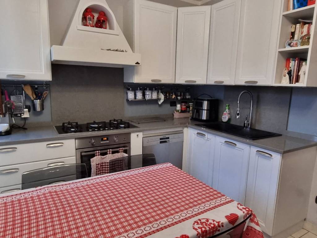 Appartamento a Monte san savino in Via della Repubblica - Foto 2