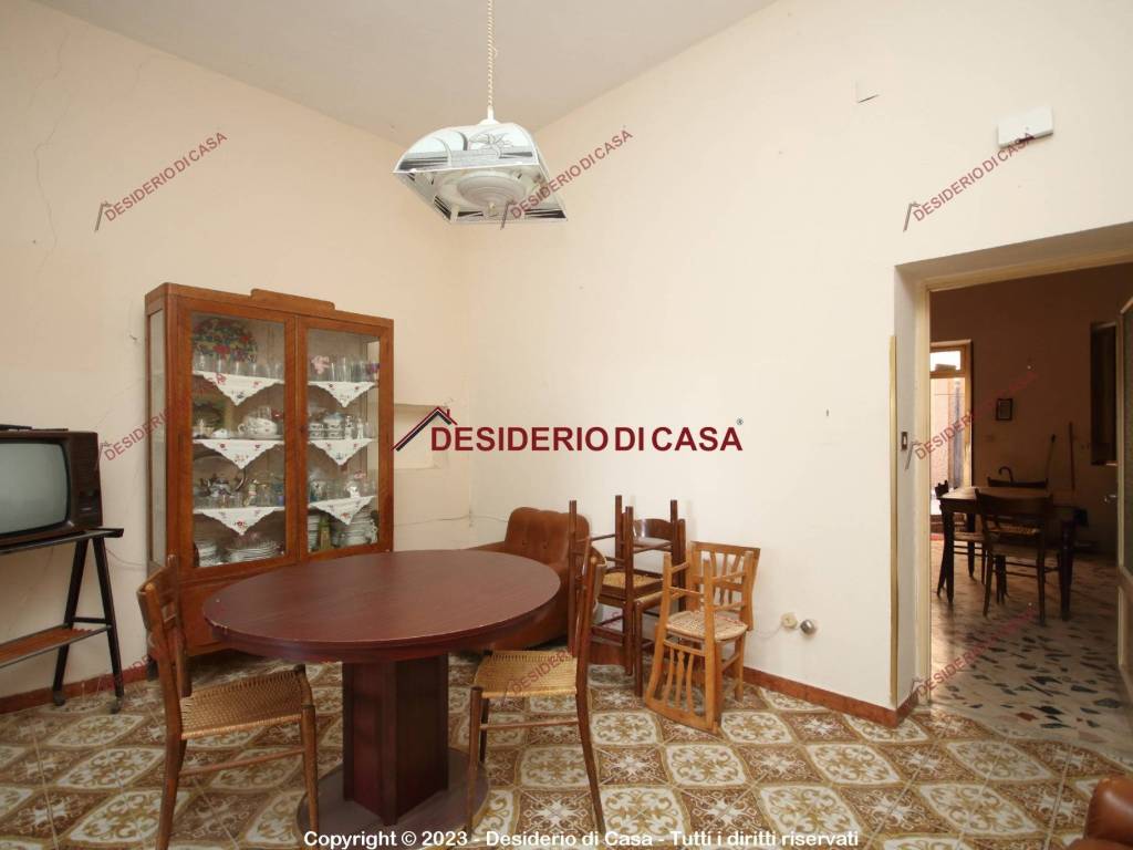 Appartamento a Caccamo in Via Regina Elena, 48 - Foto 2
