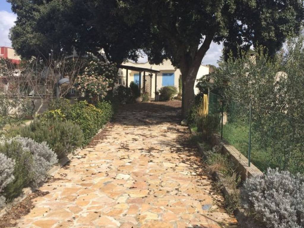 Villa a Martina franca in Strada pasqualone - Foto 2