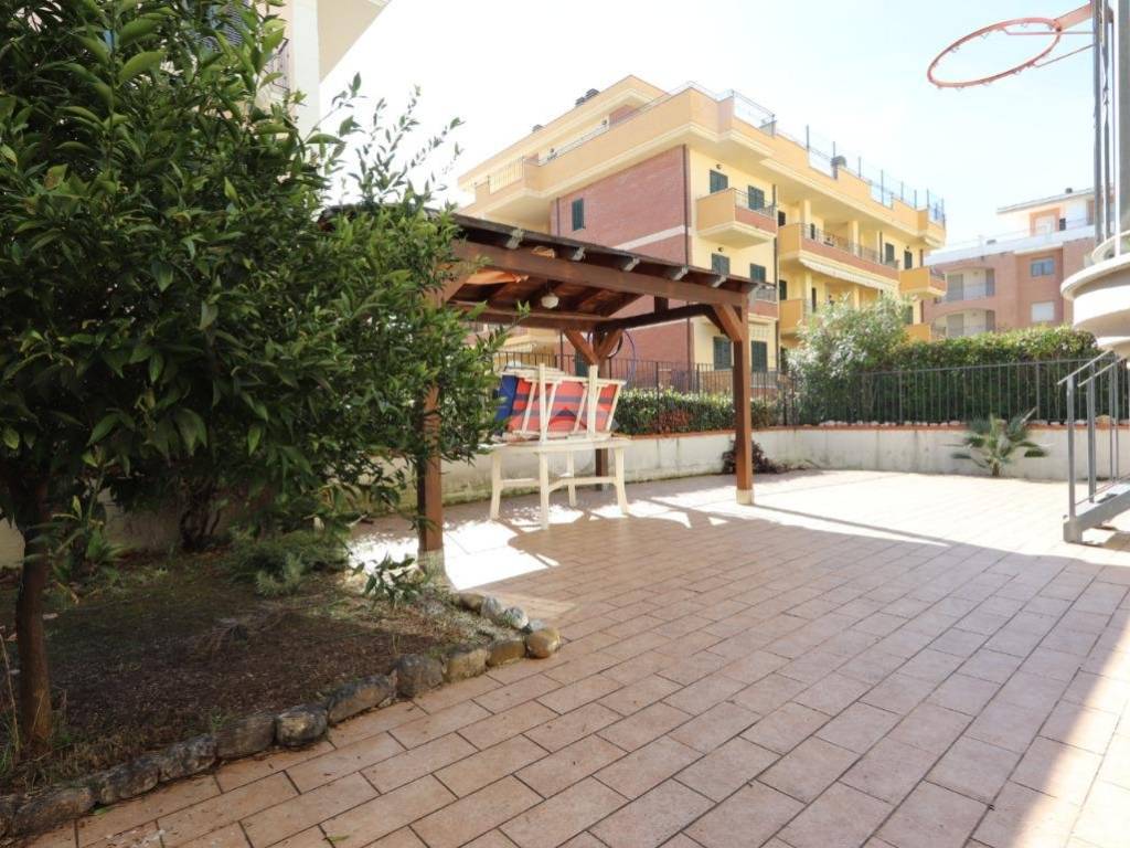 Appartamento a Martinsicuro in Via Terracini, 2 - Foto 4
