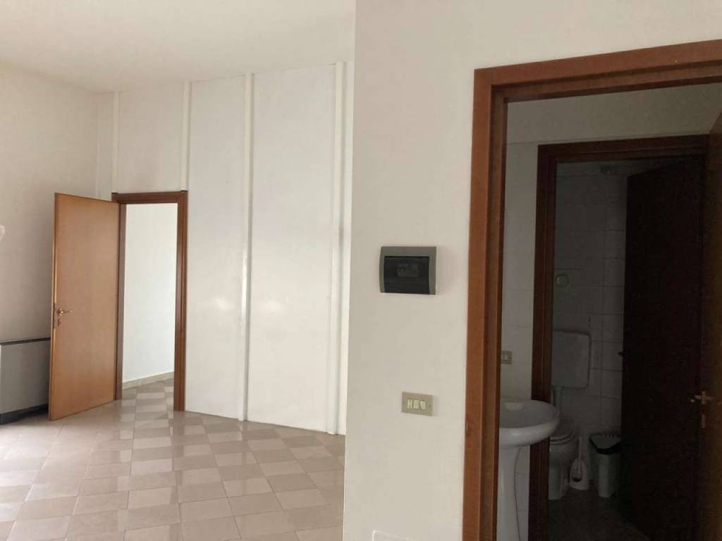 Immobile a Fiorenzuola d'arda in via roma - Foto 4