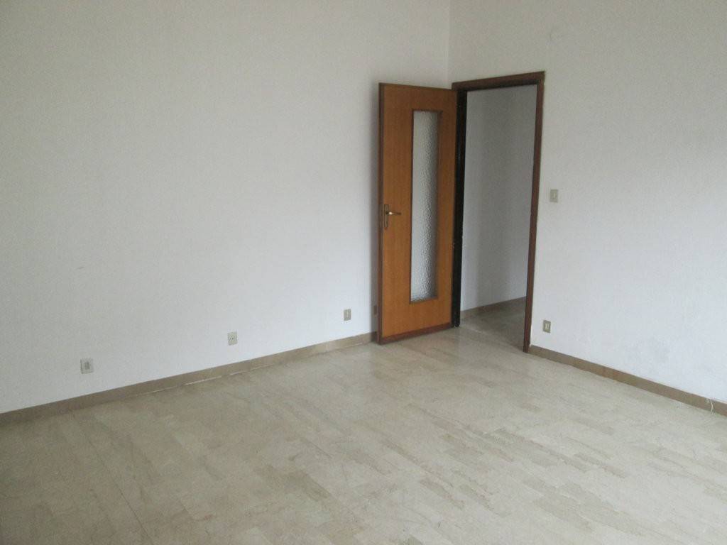 Appartamento a Ovada in Via Duchessa di Galliera - Foto 5