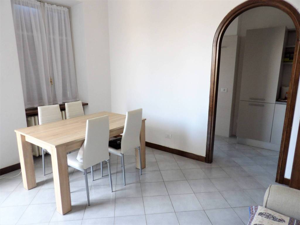 Appartamento a Stresa in Via Giacomo Filippo Bolongaro, 12 - Foto 4