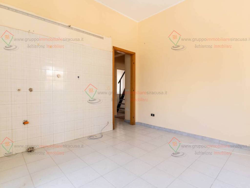 Villa a Siracusa in Via Caltanissetta - Foto 4