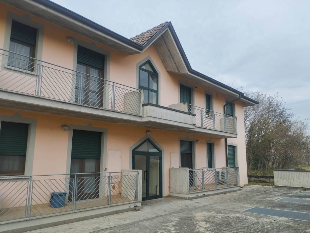 Appartamento a Castel rozzone - Foto 2