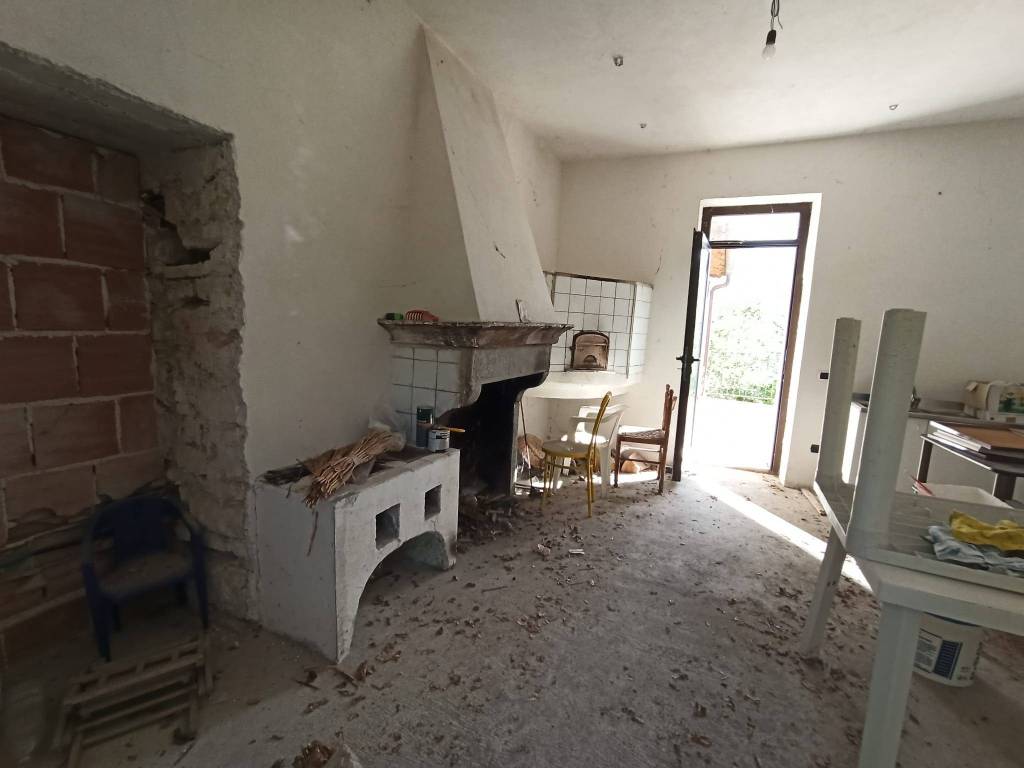 Villa a Isernia in Via Acqua Solfurea - Foto 5
