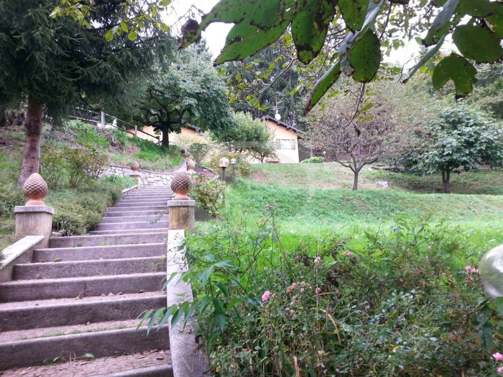 Villa a Induno olona in Via Edoardo Tabacchi - Foto 2