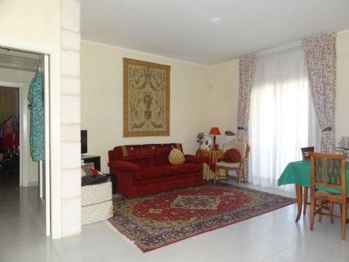 Appartamento a Carovigno in Via San Michele - Foto 2