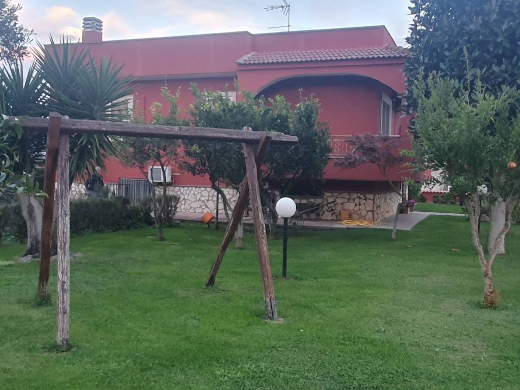 Villa a Aprilia - Foto 2