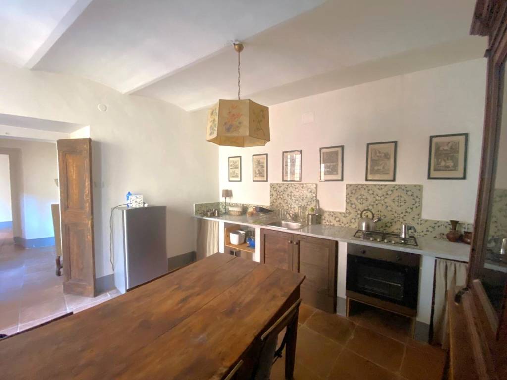 Appartamento a Arrone in Via Roma - Foto 2