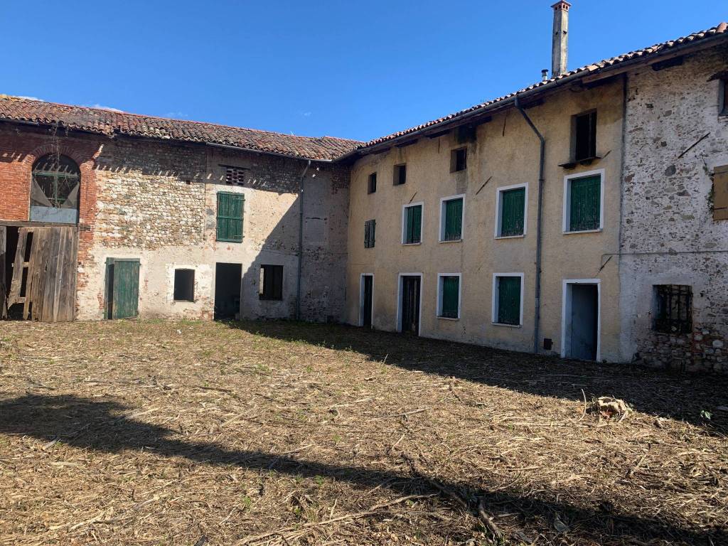 Rustico / casale a Pozzuolo del friuli in Via Roma - Foto 4