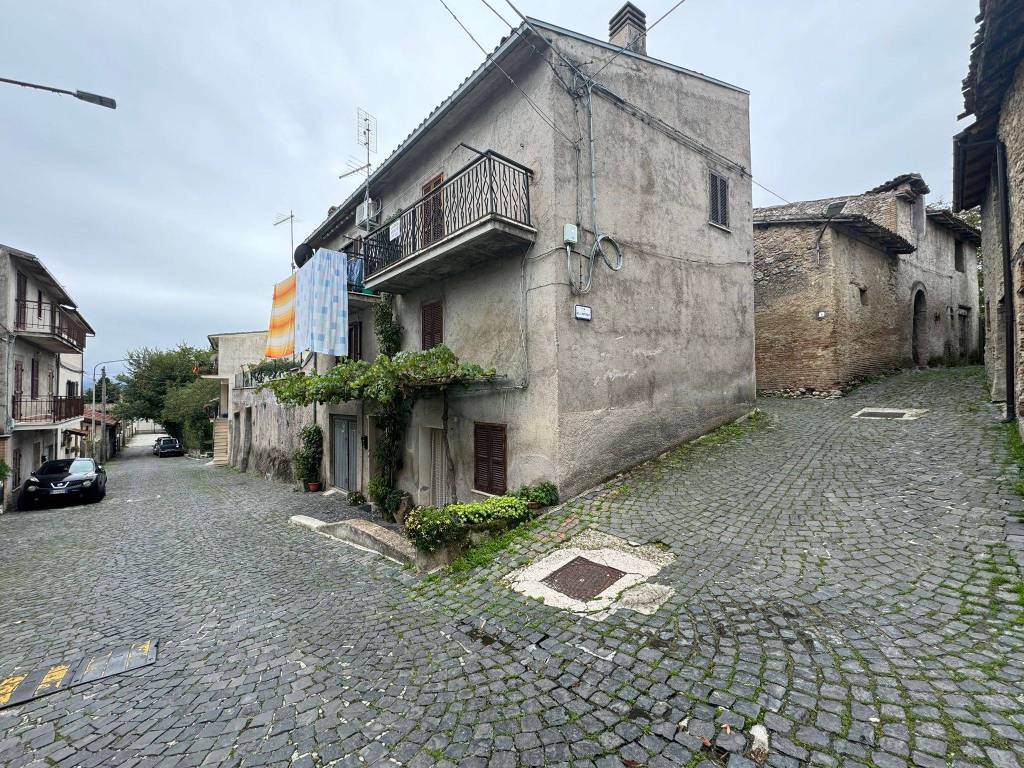 Casa indipendente a Carsoli in Via San Pietro - Foto 3