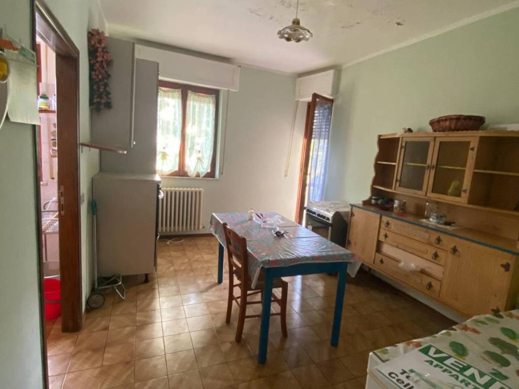 Appartamento a Montegiorgio in via piane - Foto 5