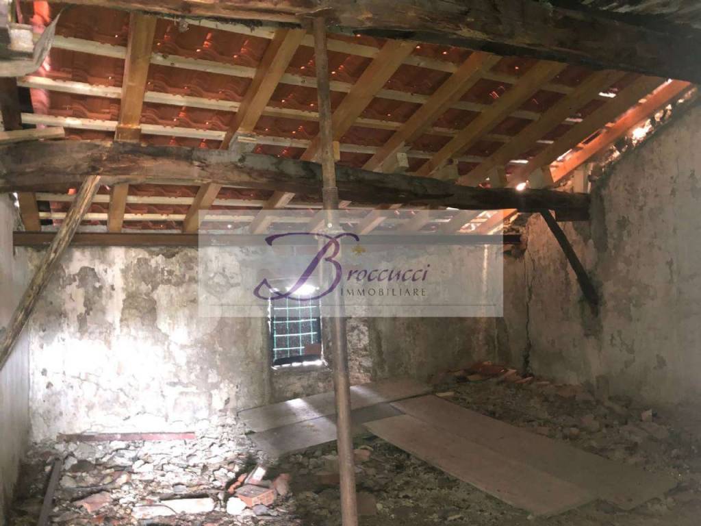 Rustico / casale a Cuasso al monte - Foto 4