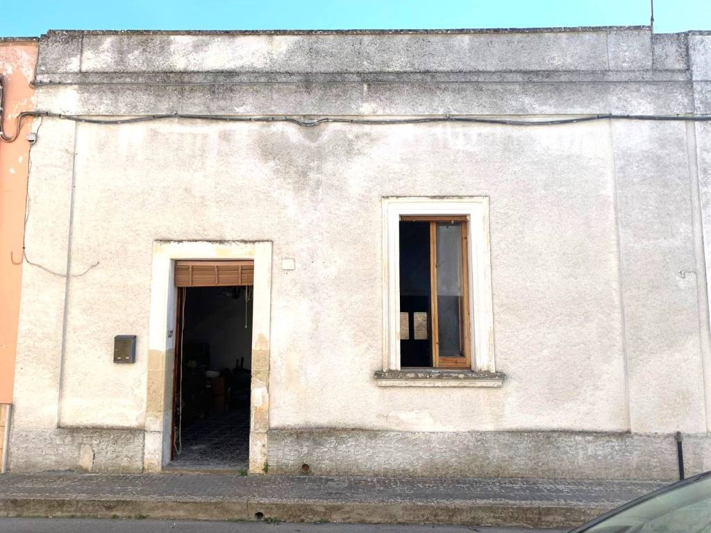 Casa indipendente a Melendugno in Via Cesare Battisti, 24 - Foto 2