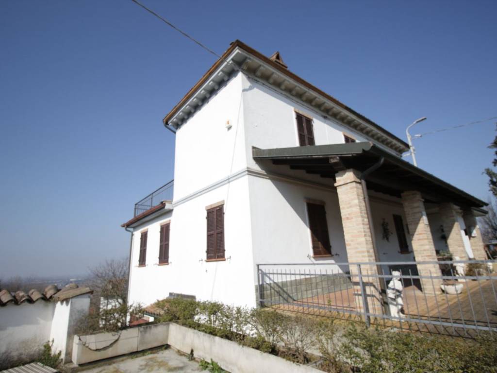 Villa a Torricella verzate in Via Bosco Madio - Foto 2