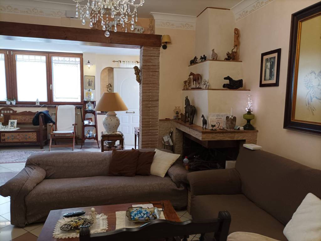 Villa a Formia in Via Rotabile - Foto 2