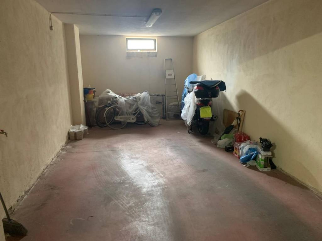 Box / garage a Monteforte irpino in Via Alvanella - Foto 4