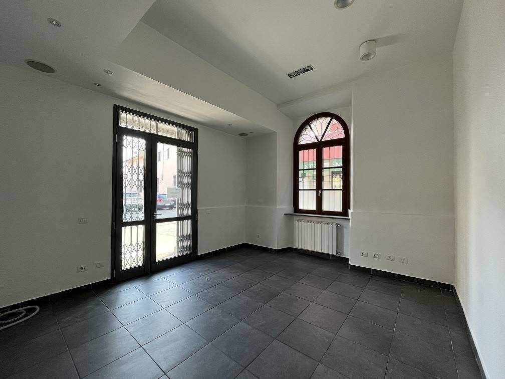 Immobile a Fontaneto d'agogna in Piazza San Rocco - Foto 3