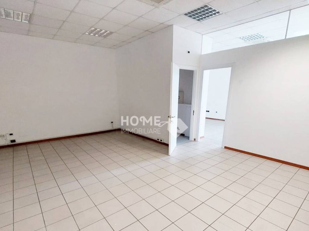 Immobile a Corridonia in Viale dell'Industria - Foto 5