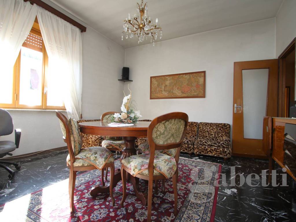 Villa a Cassano magnago in Via Mauro Venegoni, 43 - Foto 4