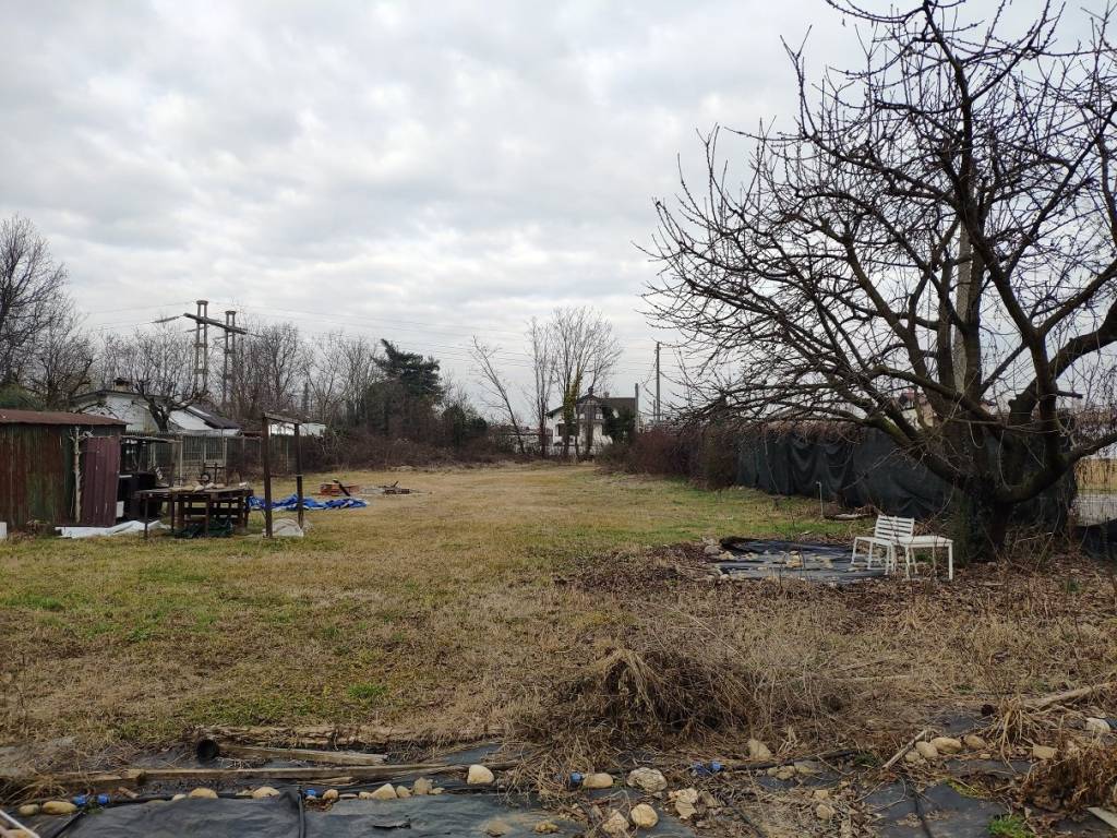 Terreno a Marnate in Via Guglielmo Oberdan - Foto 2