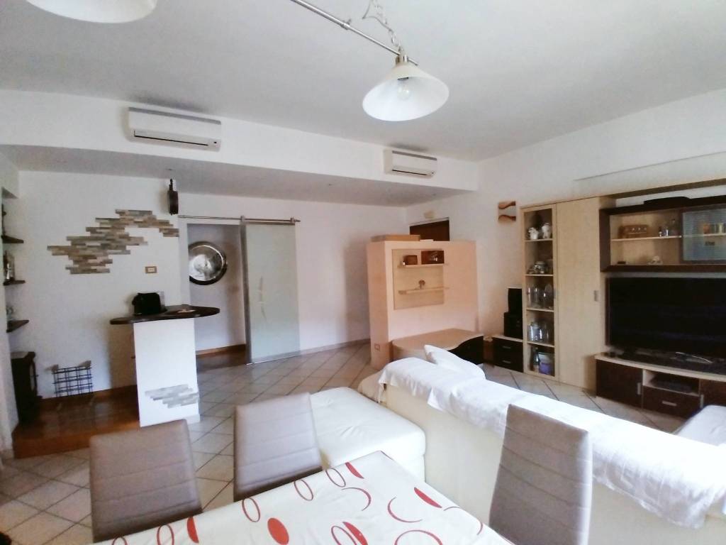 Appartamento a Ancona in Via Bruno Buozzi - Foto 4