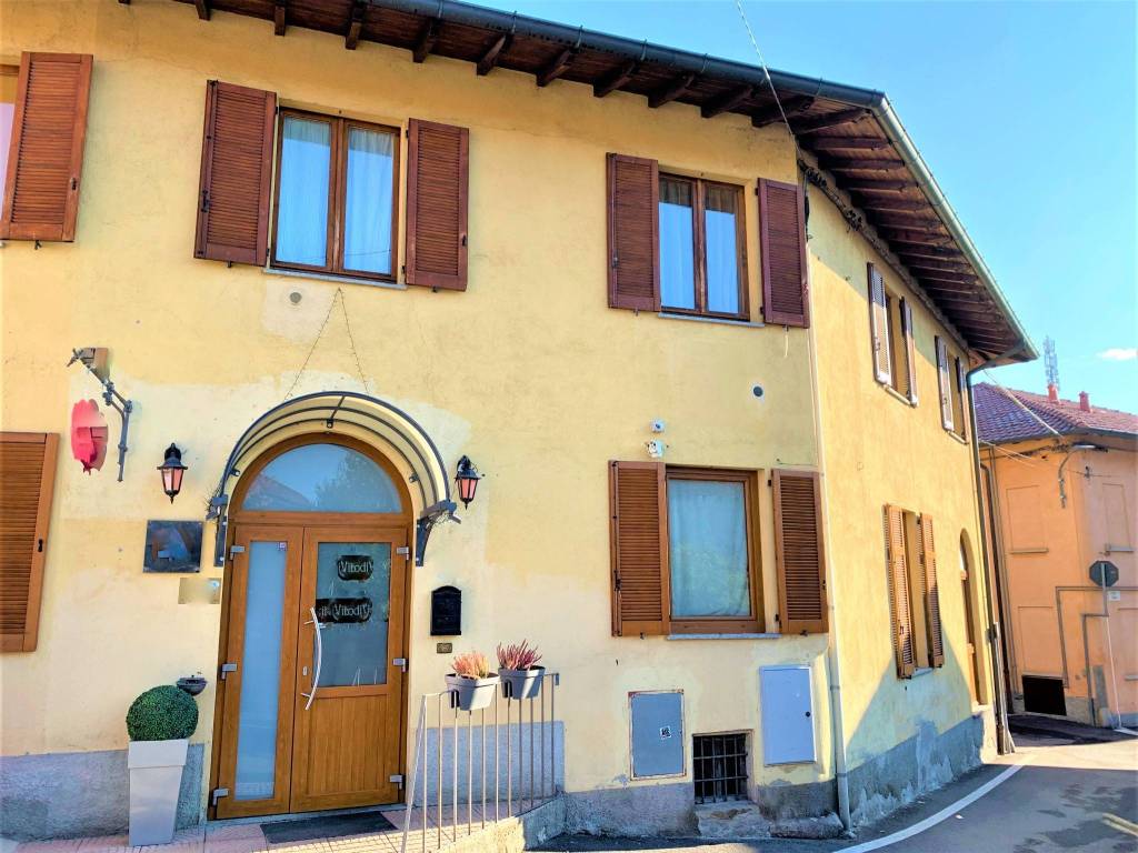 Appartamento a Albizzate in Via Magenta, 2 - Foto 2