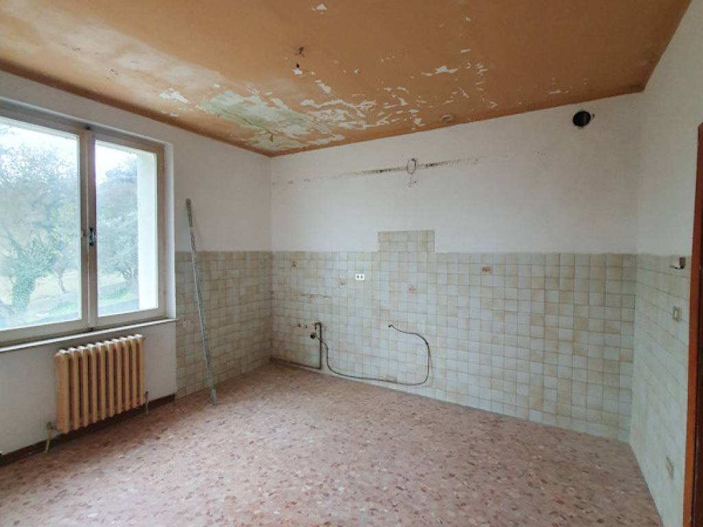 Casa indipendente a San severino marche in Località Serripola - Foto 2
