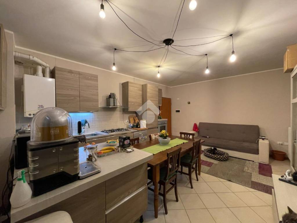 Appartamento a Canneto sull'oglio in VIA DEL LAVORO, 24 - Foto 3