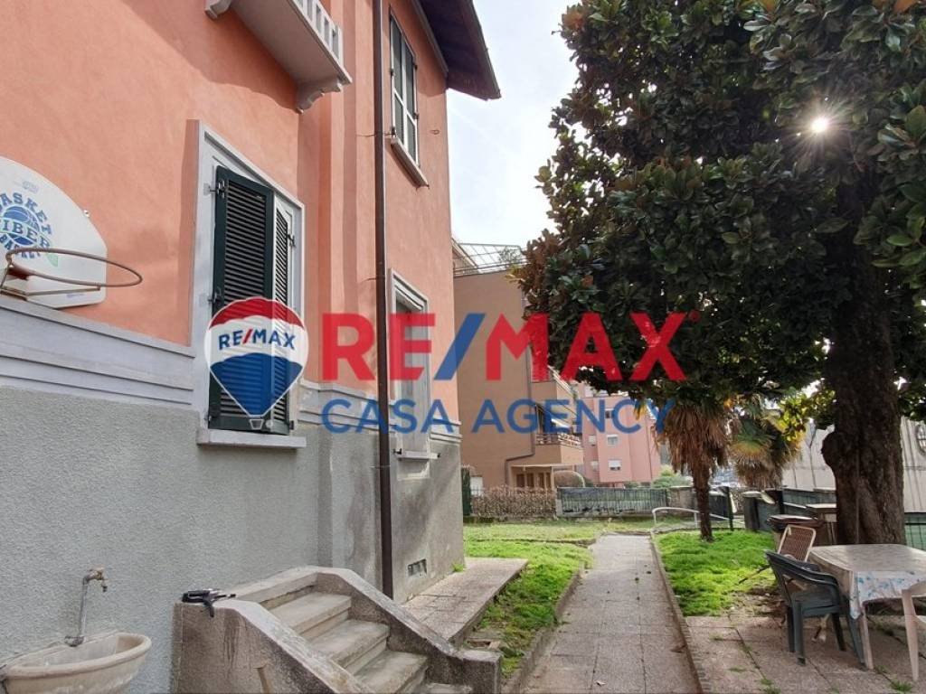 Appartamento a Varese in Via Francesco Crispi, 76 - Foto 5