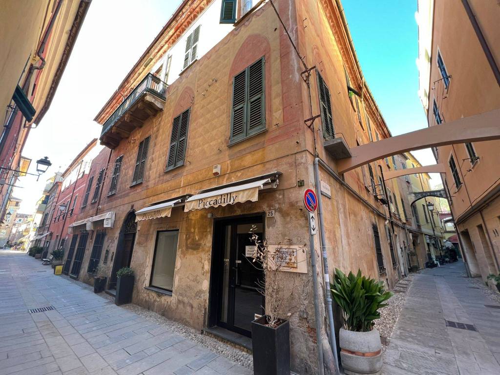 Appartamento a Ceriale in Via Indipendenza - Foto 2
