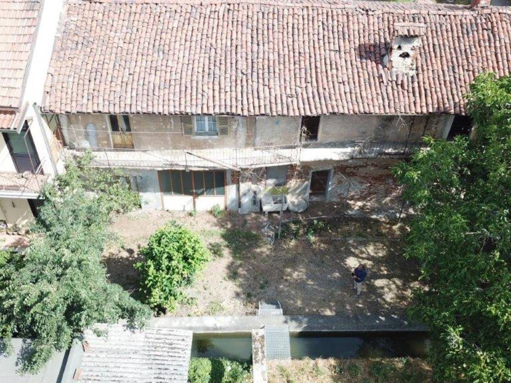 Rustico / casale a Novara in Corso Risorgimento, 367 - Foto 2