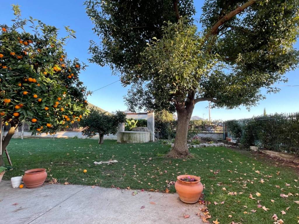 Villa a Fondi in Via Ponte Gagliardo, 81 - Foto 5