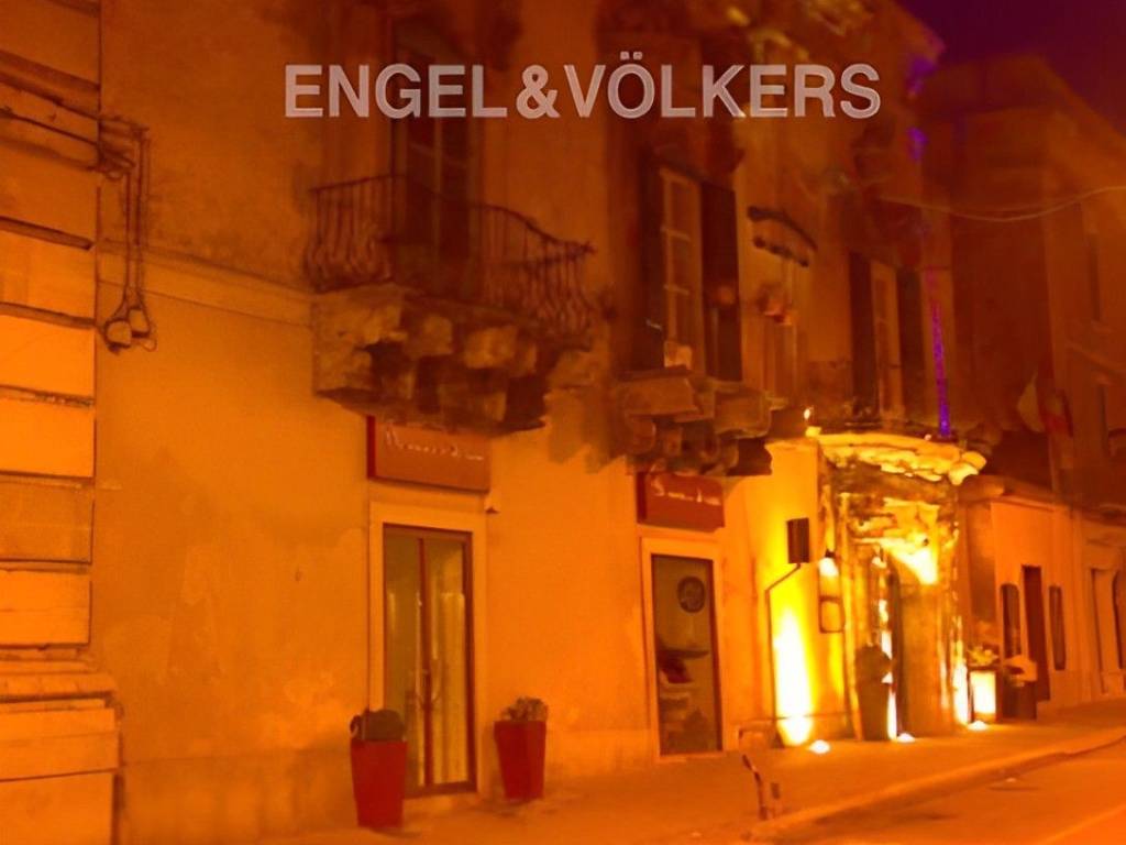 Palazzo / stabile a Modica in Corso Umberto I, 133 - Foto 2