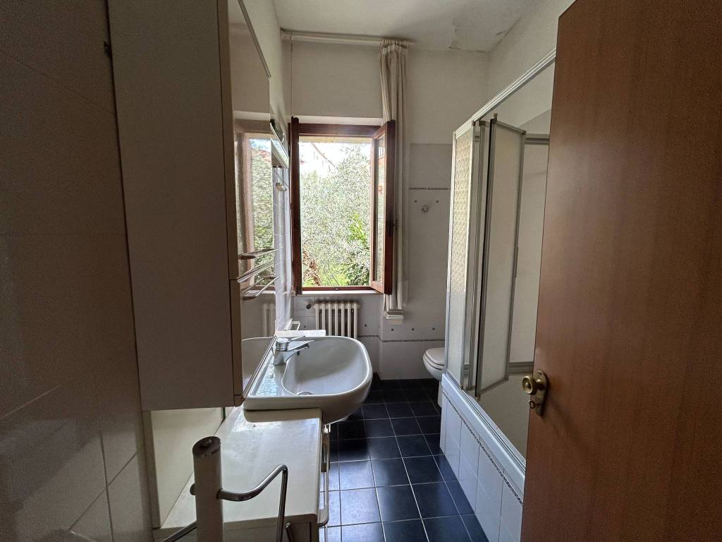 Appartamento a Castiglion fiorentino in Via Adua - Foto 4