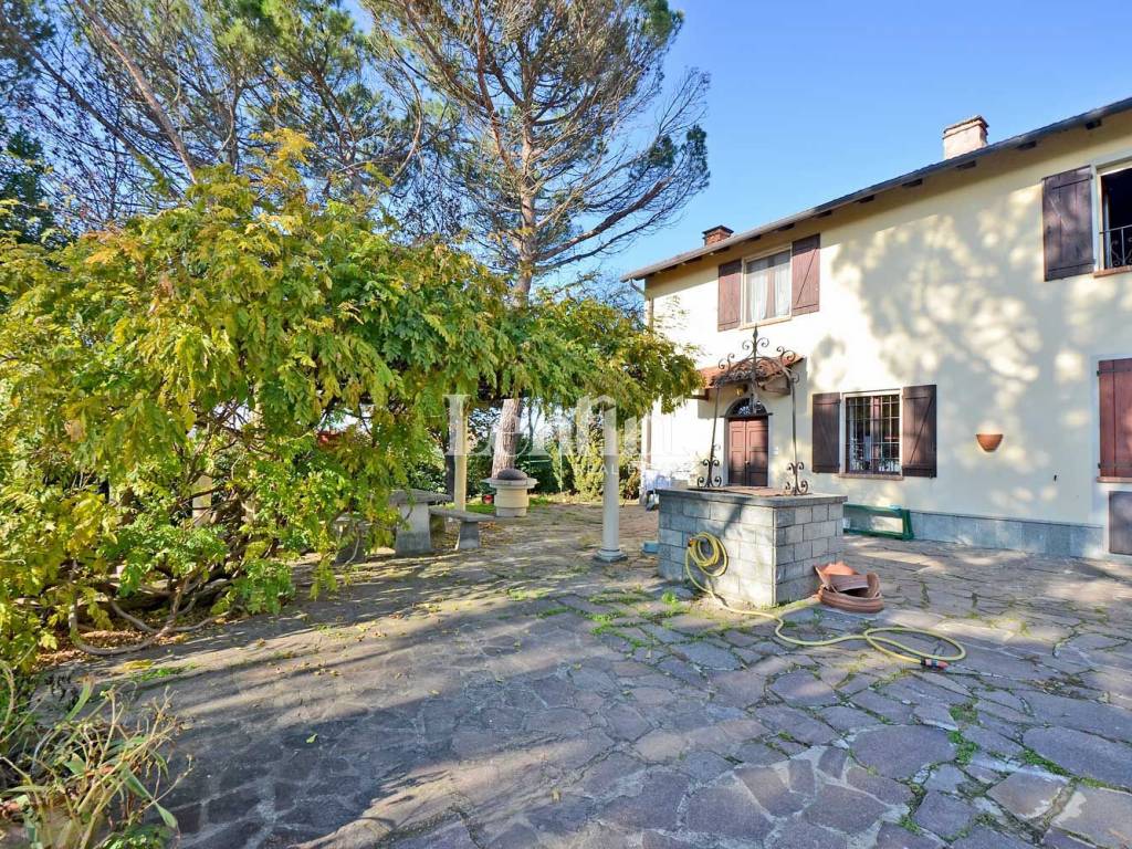 Villa a Casale monferrato in Frazione Roncaglia R. Bettola - Foto 5