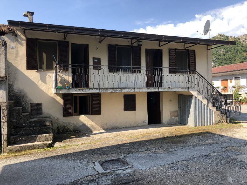 Casa indipendente a Roccasecca in Strada Provinciale Santopadre-Decime-Casalina - Foto 2