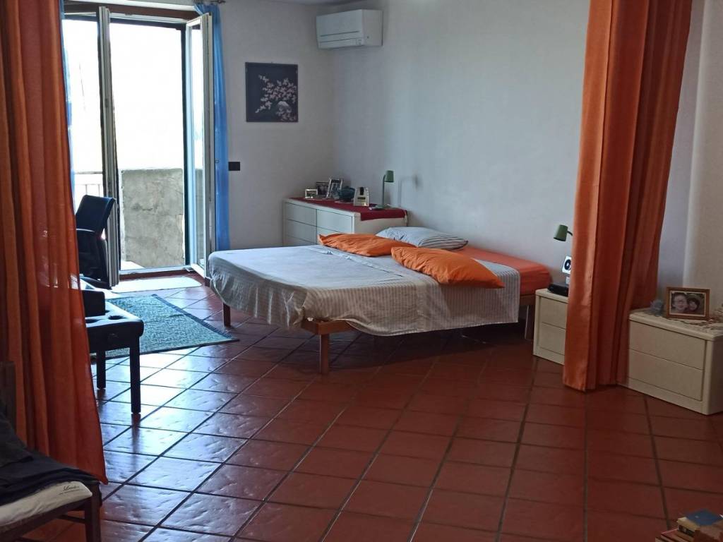 Villa a Salerno in Via Vecchia di San Bartolomeo - Foto 3