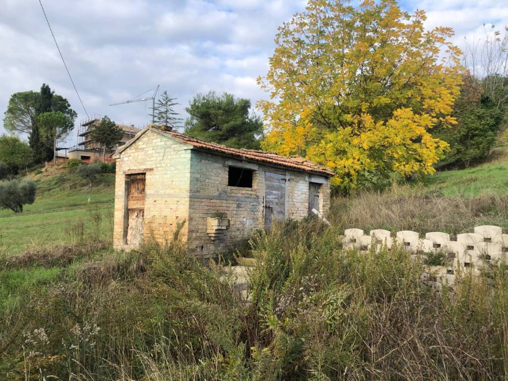Casa indipendente a Falerone in strada provinciale - Foto 3