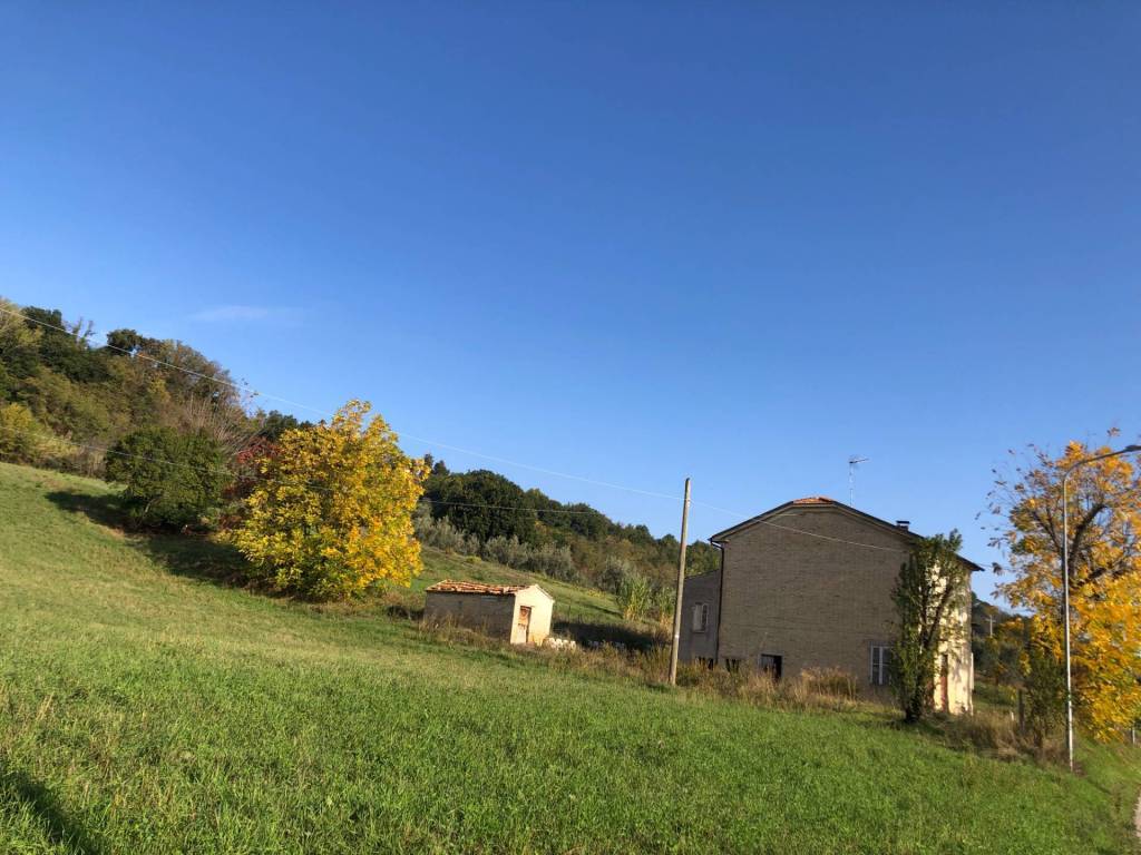 Casa indipendente a Falerone in strada provinciale - Foto 5
