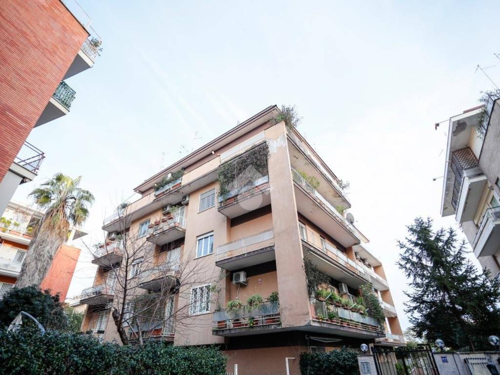 Appartamento a Roma in Via Nemea, 63 - Foto 2