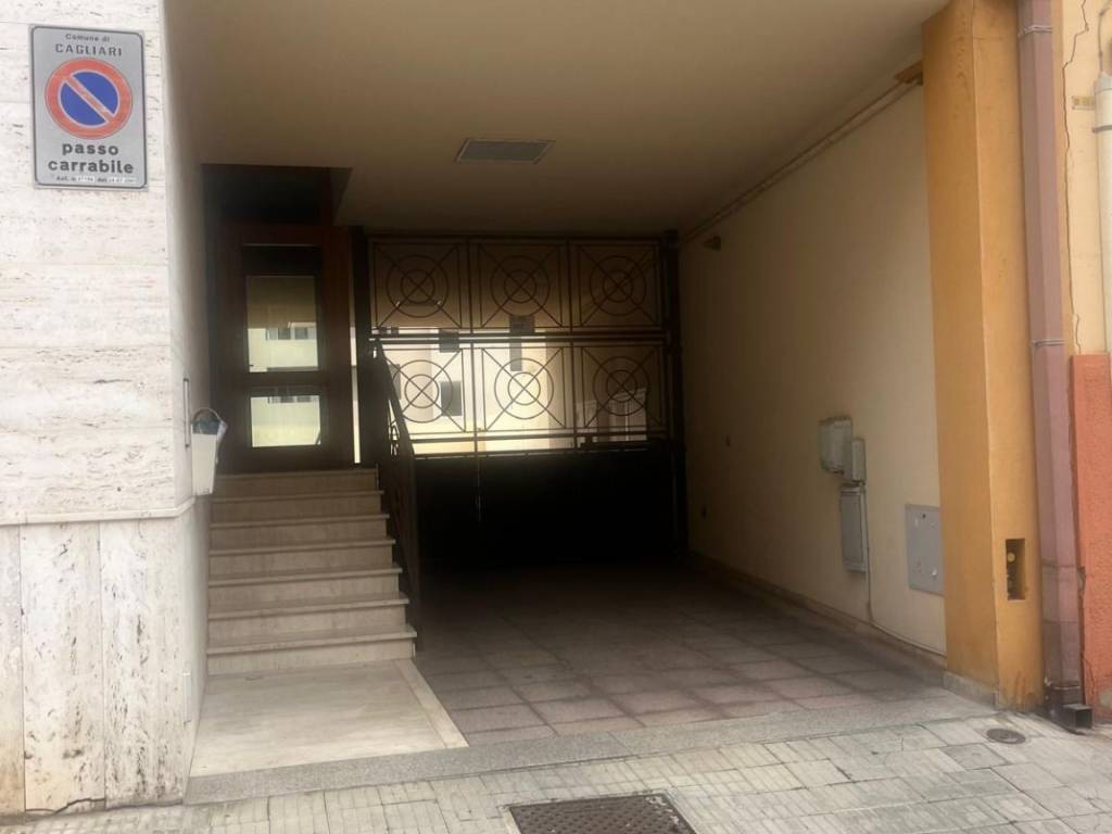 Box / garage a Cagliari in Via Ada Negri - Foto 2