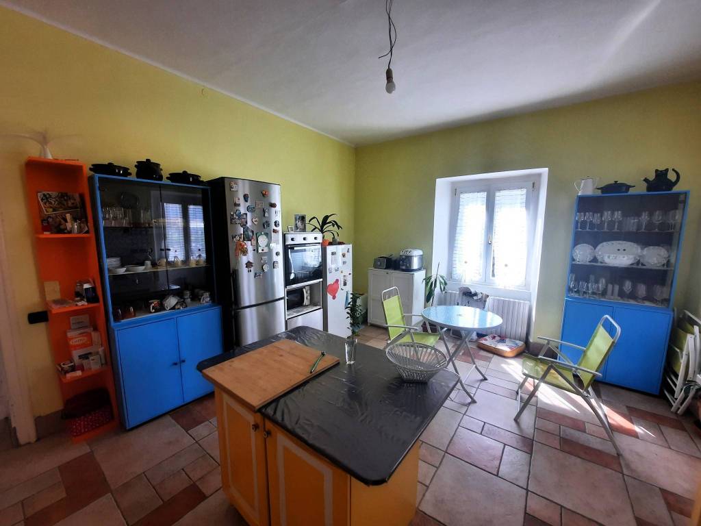 Appartamento a Borgofranco d'ivrea in Via Aosta, 94 - Foto 3