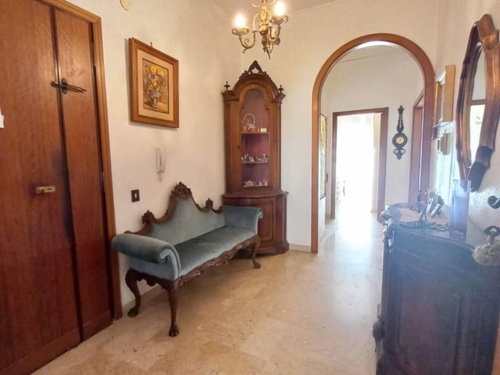 Appartamento a Taranto in Via Liguria, 27 - Foto 5