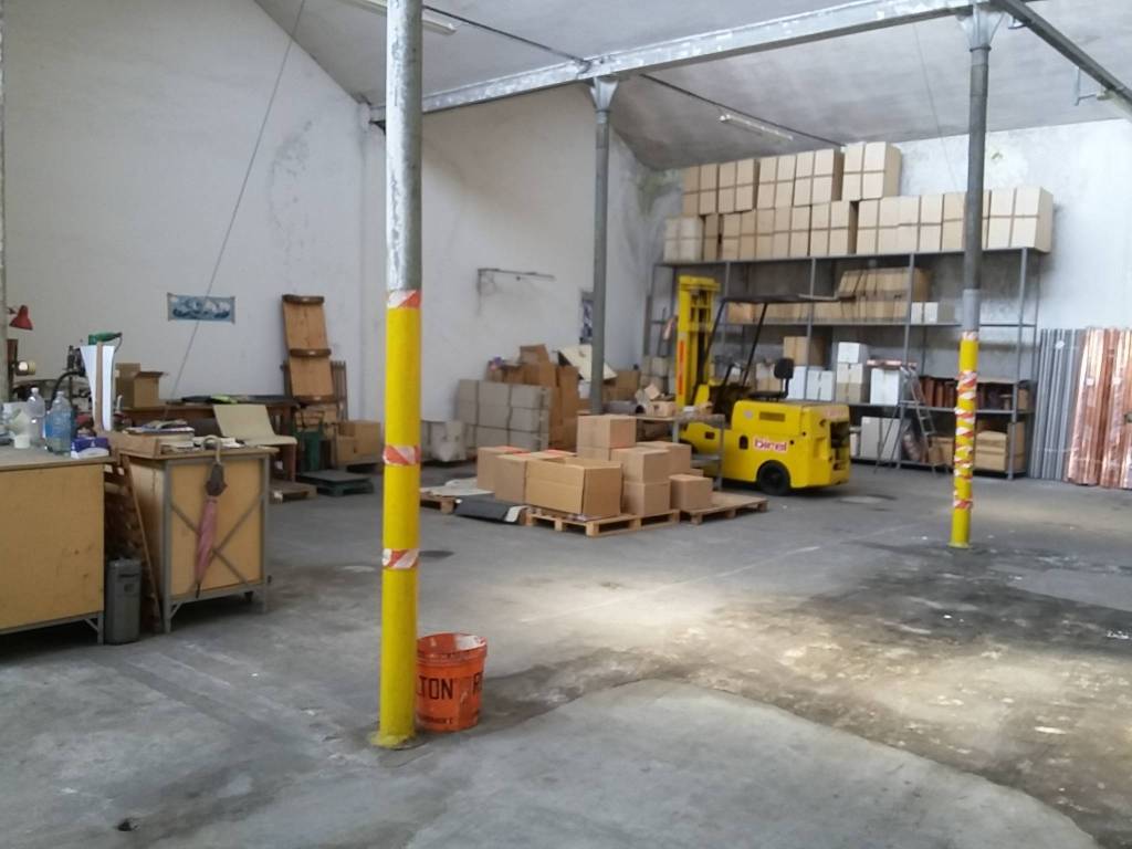 Immobile a Gallarate in Via Carlo Cattaneo, 1 - Foto 2